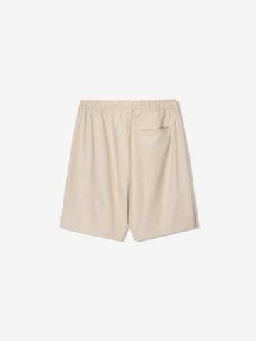 Loosefit Pantaloni di Bershka in beige