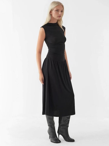 Hiccup Kleid in Schwarz
