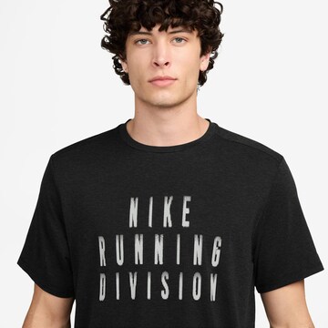 NIKE Funktionsshirt 'Rise 365' in Schwarz