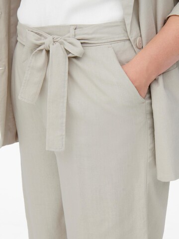 ONLY Carmakoma Loose fit Pleat-Front Pants 'Cara' in Grey
