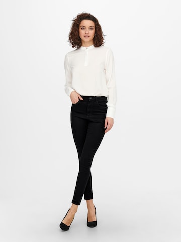 Only Petite Skinny Jeans 'ROYALE' in Schwarz