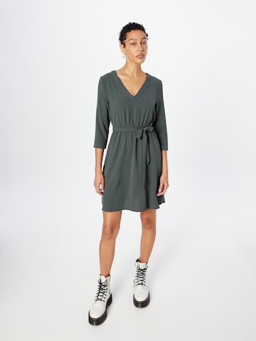 Robe ' Pauline' ABOUT YOU en vert : devant