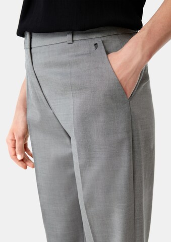 Effilé Pantalon COMMA en gris