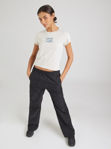 Nike Sportswear Футболка в Белый