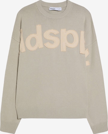 BershkaPulover - siva boja: prednji dio