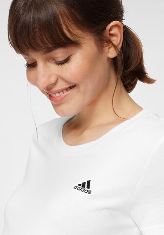 ADIDAS SPORTSWEAR Funktionsbluse 'Essentials' i hvid