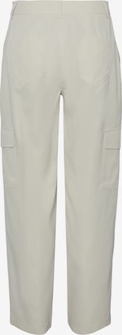 PIECES Regular Cargo Pants 'SILLE' in White