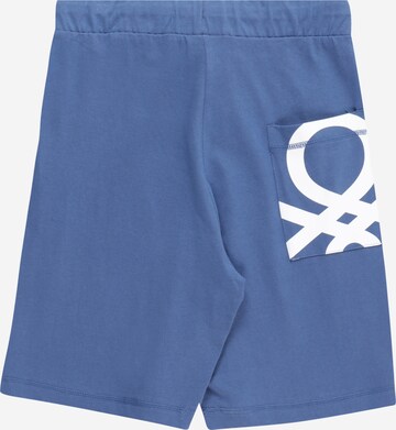 UNITED COLORS OF BENETTON Regular Shorts in Blau