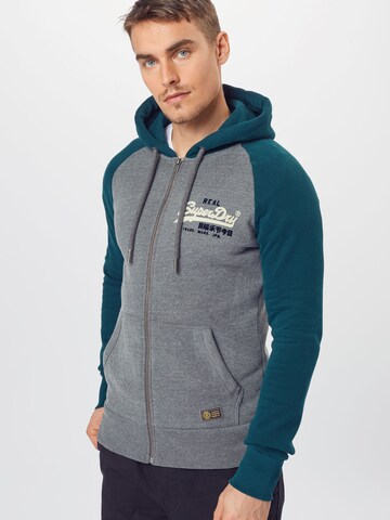 Superdry Sweatjacke in Grau: predná strana