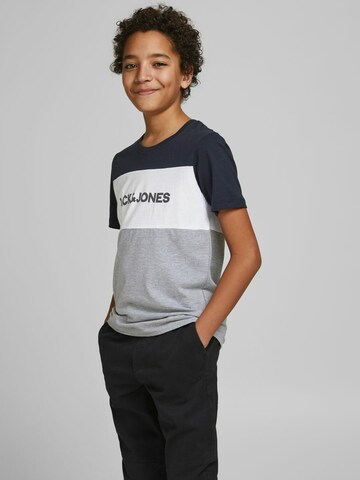 Jack & Jones Junior Majica | siva barva: sprednja stran