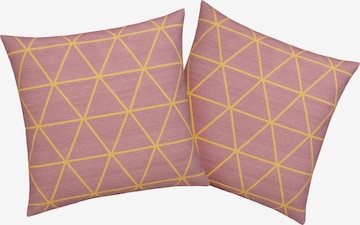 Leonique Pillow in Purple: front