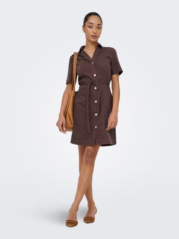 Abito camicia 'ONLFina' di ONLY in marrone