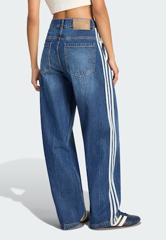 ADIDAS ORIGINALS - Pierna ancha Vaquero en azul