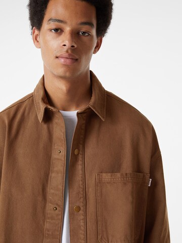 Bershka Regular fit Button Up Shirt in Brown