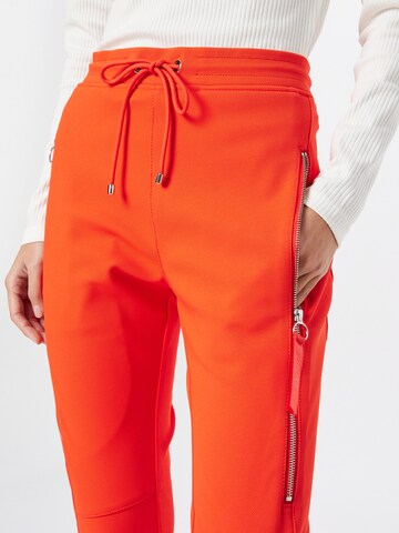 Effilé Pantalon 'FUTURE 2.0' MAC en rouge