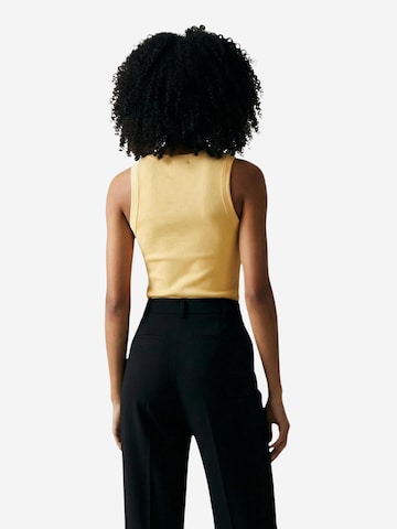 Top in maglia 'Nanna' di Jaqueline de Yong in giallo