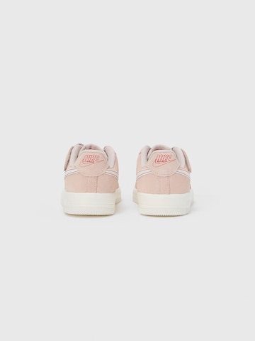 Sneaker 'Force 1 Low LV8 EasyOn' de la Nike Sportswear pe roșu