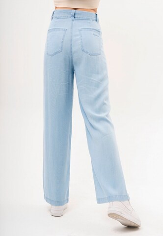 FRESHLIONS Regular Broek 'Giona' in Blauw