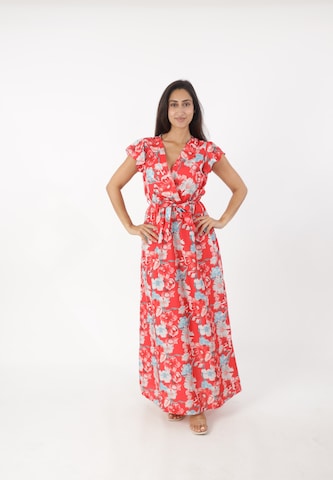 Elara Kjole i rød: forside