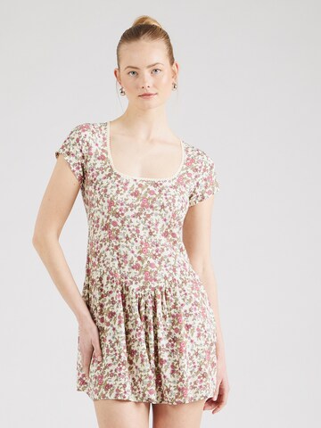Motel Mekko värissä beige: etupuoli