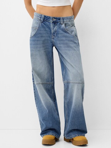 Loosefit Jean Bershka en bleu : devant