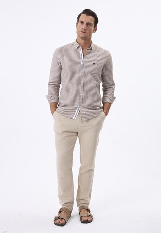 Felix Hardy Regular fit Srajca | rjava barva