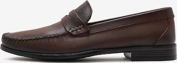 Derimod - Mocasines en marrón: frente