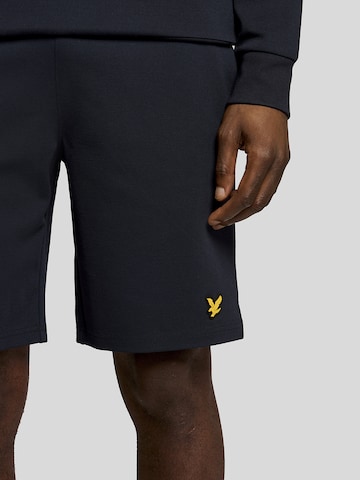 Lyle & Scott Regular Trousers 'Fly' in Blue