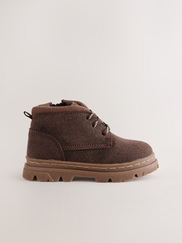 Next Sneaker in Braun