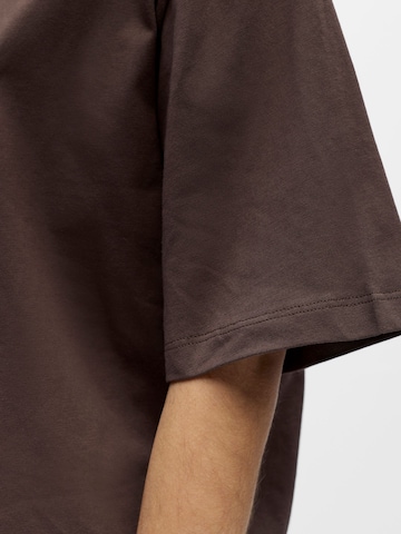 Maglietta 'OBJGima' di OBJECT in marrone