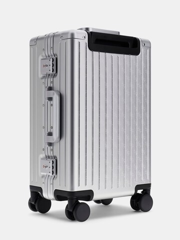 GUESS Cart in Silver