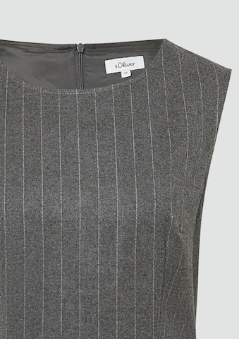 Robe s.Oliver en gris
