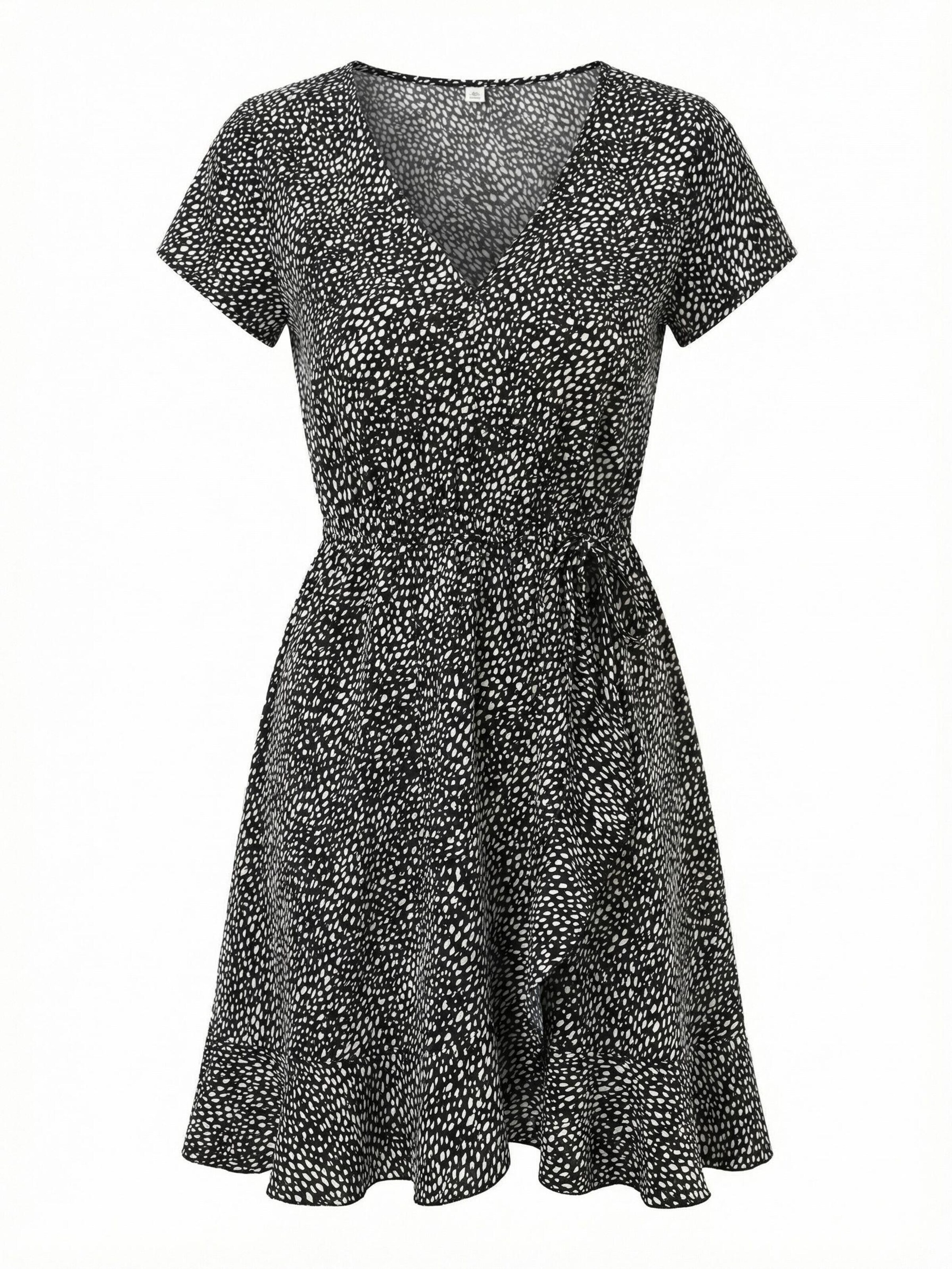 Cupshe Summer Dress in Black: front