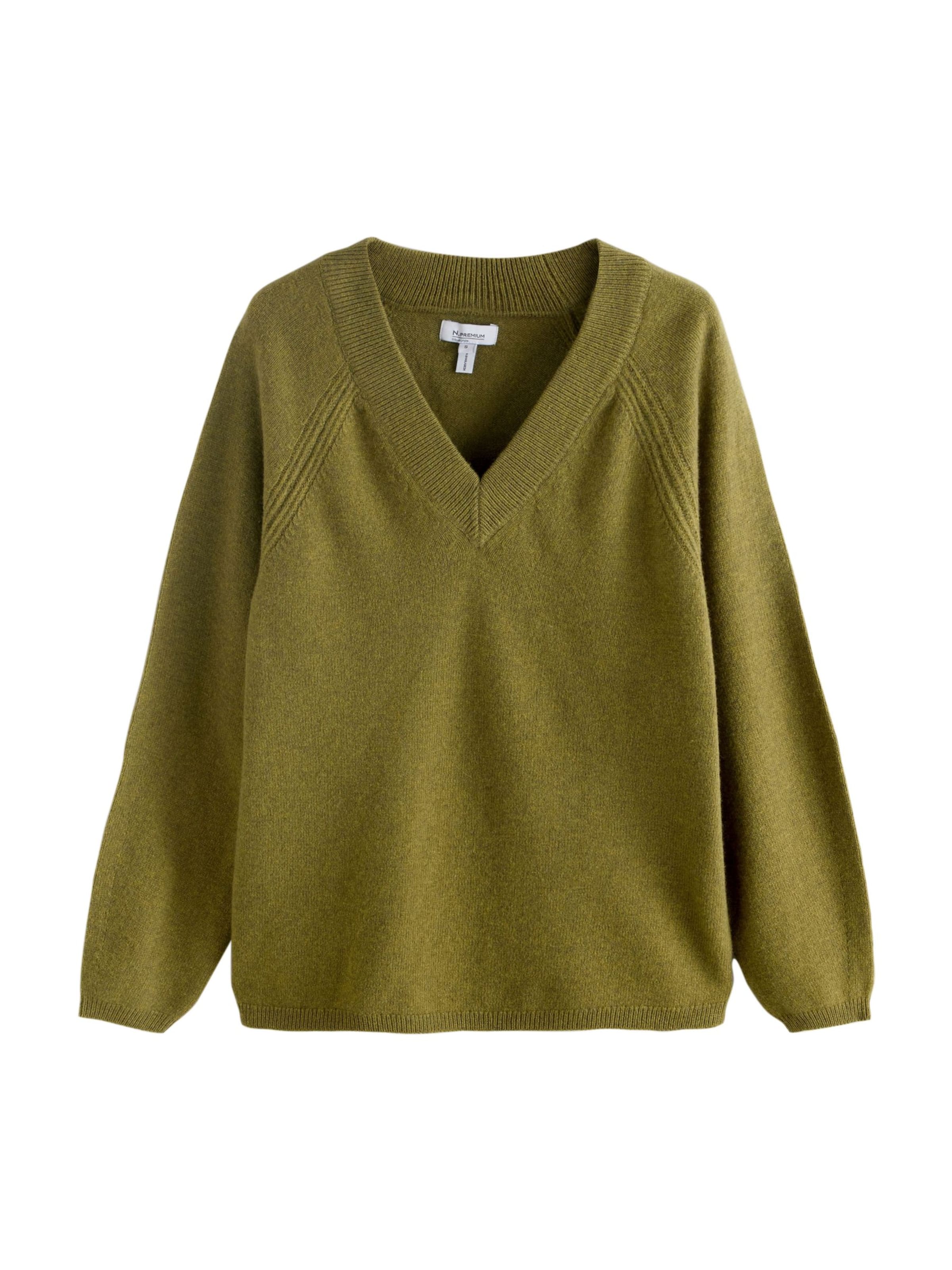 Next Pulover u maslinasta, Pregled proizvoda