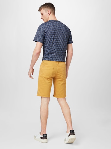 BLEND Regular Shorts in Gelb