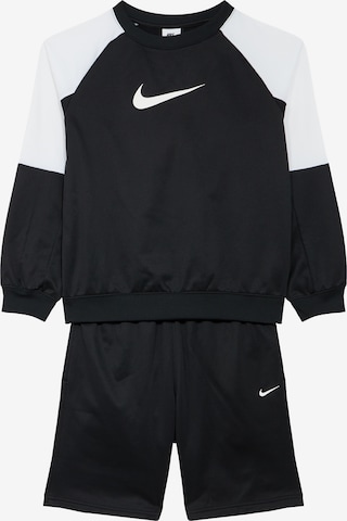 Nike Sportswear Setti värissä musta: etupuoli