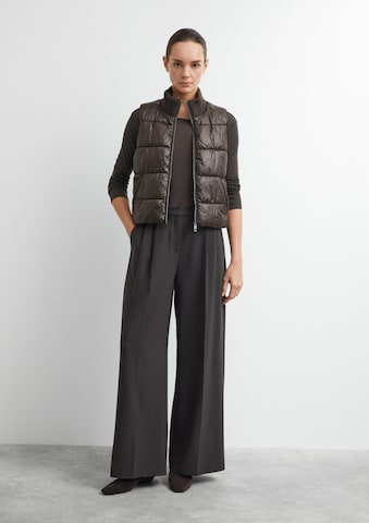 COMMA Vest in Brown
