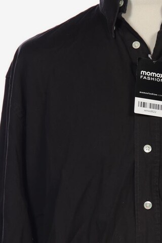 HECHTER PARIS Button Up Shirt in M in Black