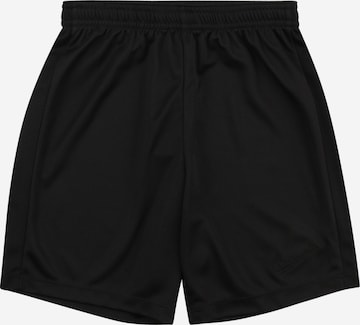 NIKE Regular Sportshorts in Schwarz: predná strana