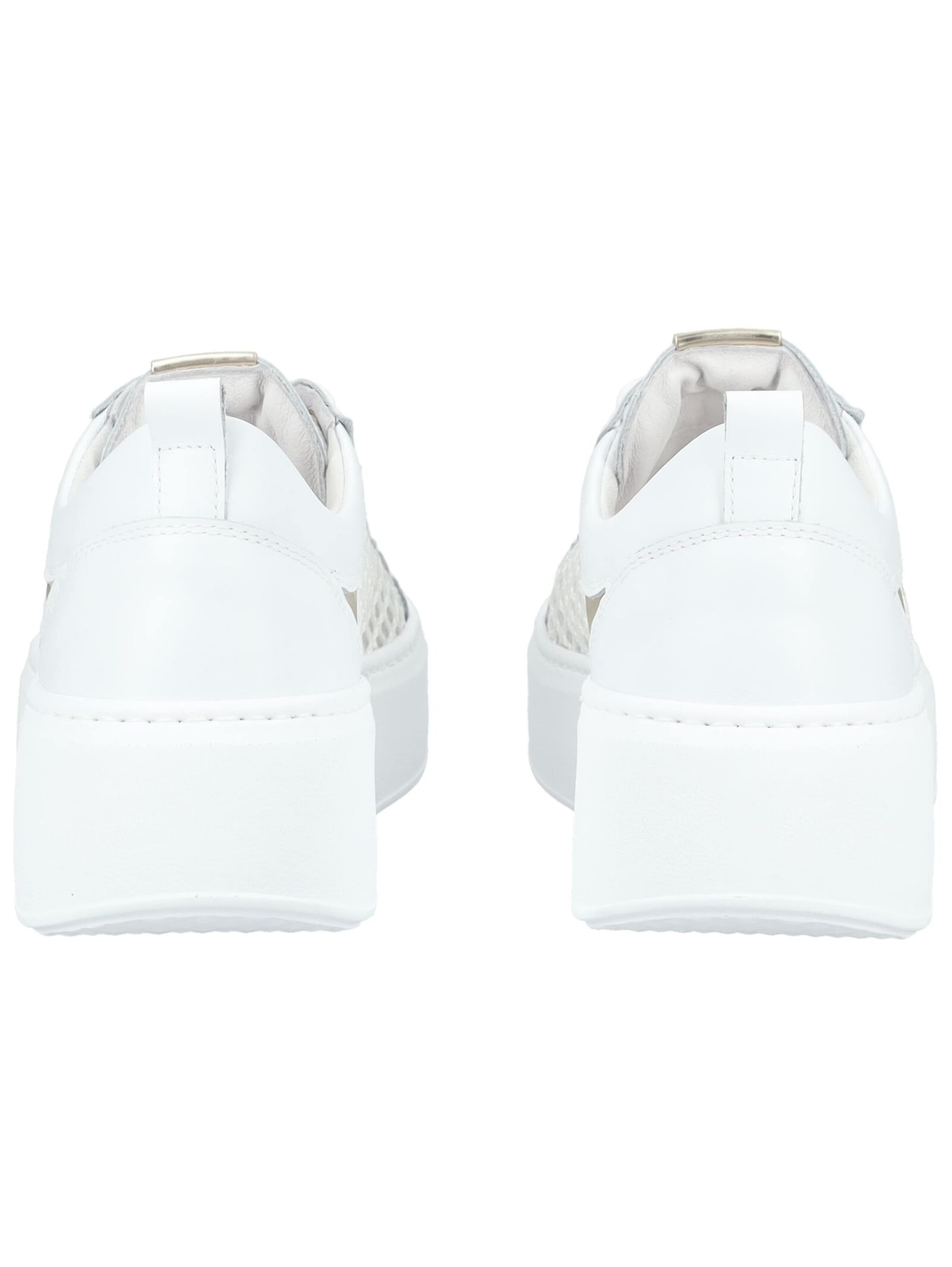 Baskets basses Nero Giardini en blanc