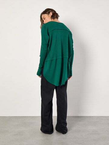 Haut ' ' Apricot en vert
