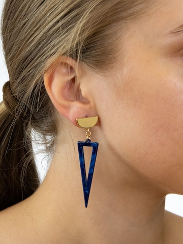 Fräulein Wunder Earrings 'Acetat Agnes' in Blue: front