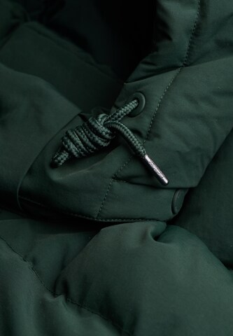 Veste d’hiver 'Everest' Superdry & Co en vert
