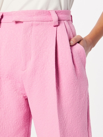 Soulland Regular Pleat-Front Pants 'Deni' in Pink