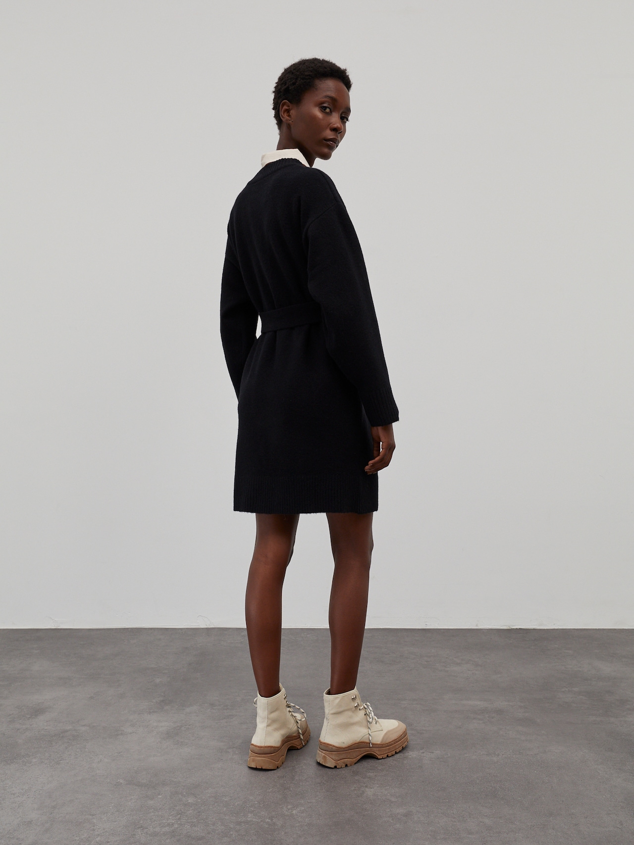 EDITED Produits Robe 'Mariana' noir