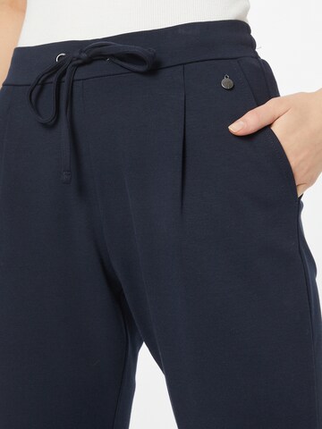 Tapered Pantaloni con pieghe di Fransa in blu