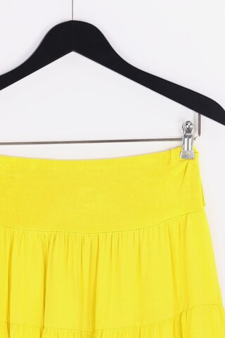 UNBEKANNT Skirt in S in Yellow