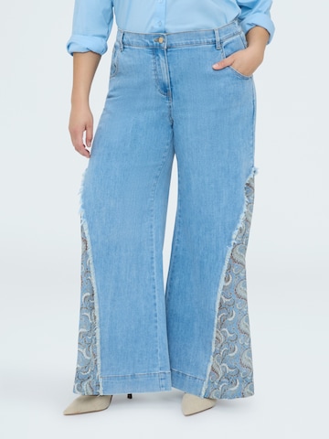 Fiorella Rubino Flared Jeans in Blauw