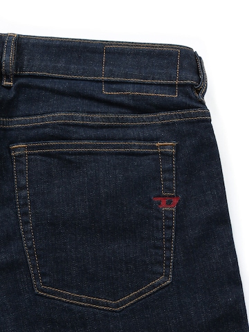 DIESEL Skinny Jeans '1979 Sleenker' in Blauw