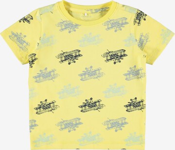 NAME IT T-shirt 'Sazue' i gul
